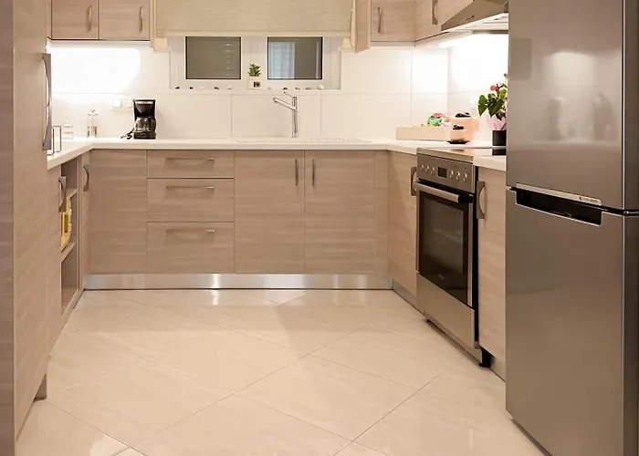 아파트 Sun N' Salt I *