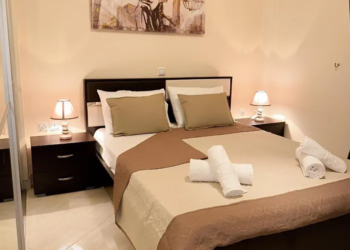 Sun N' Salt I Tolón