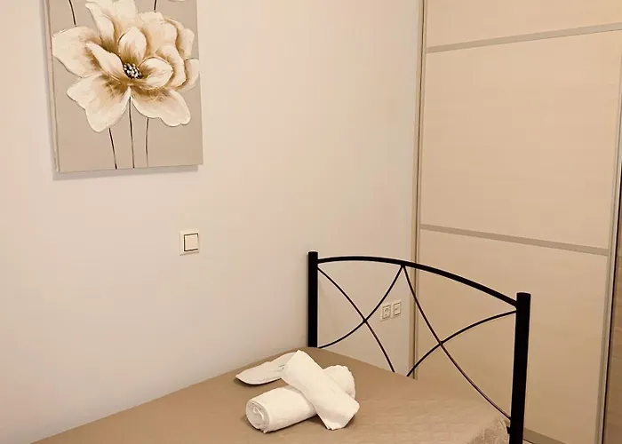 Sun N' Salt I * Tolón